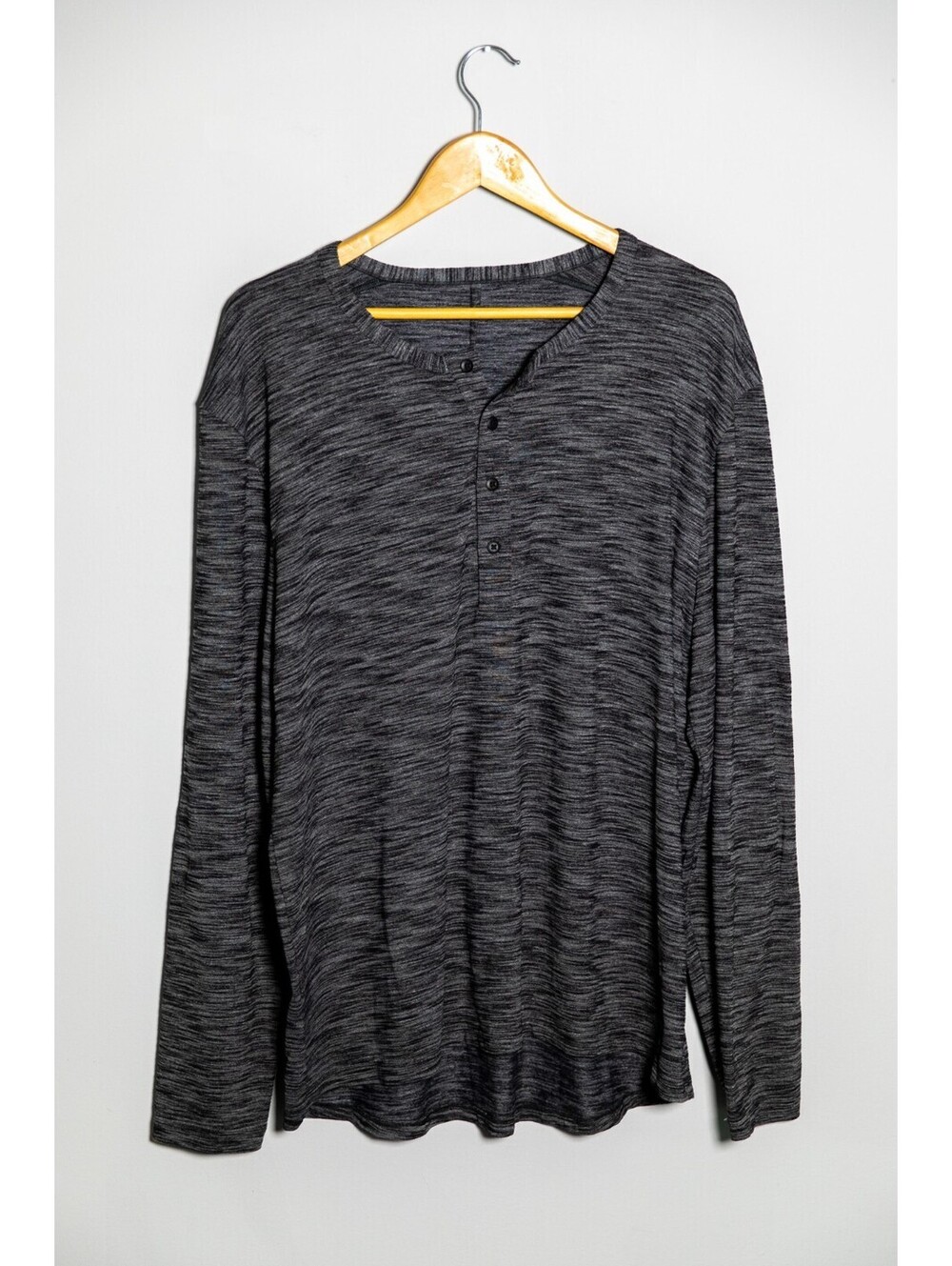 Lululemon Shirt Gray Henley Long Sleeve Gym Workout T-Shirt Adult Men's XL
